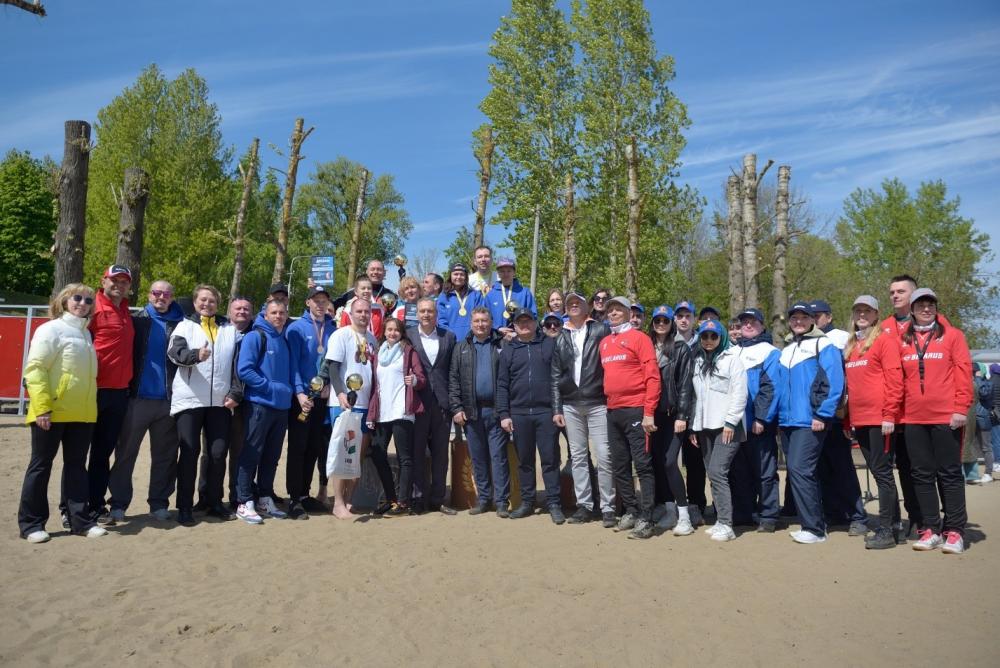 Соревнования по пляжному волейболу