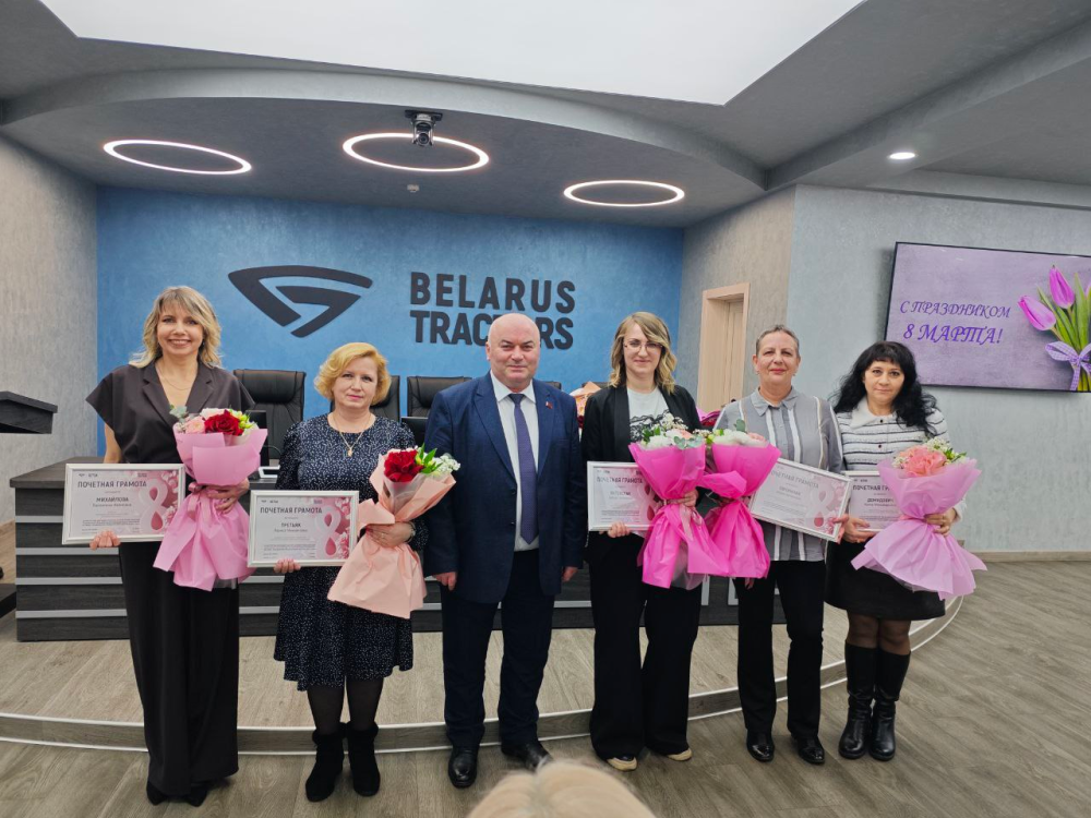 Торжественное награждение к 8 Марта
